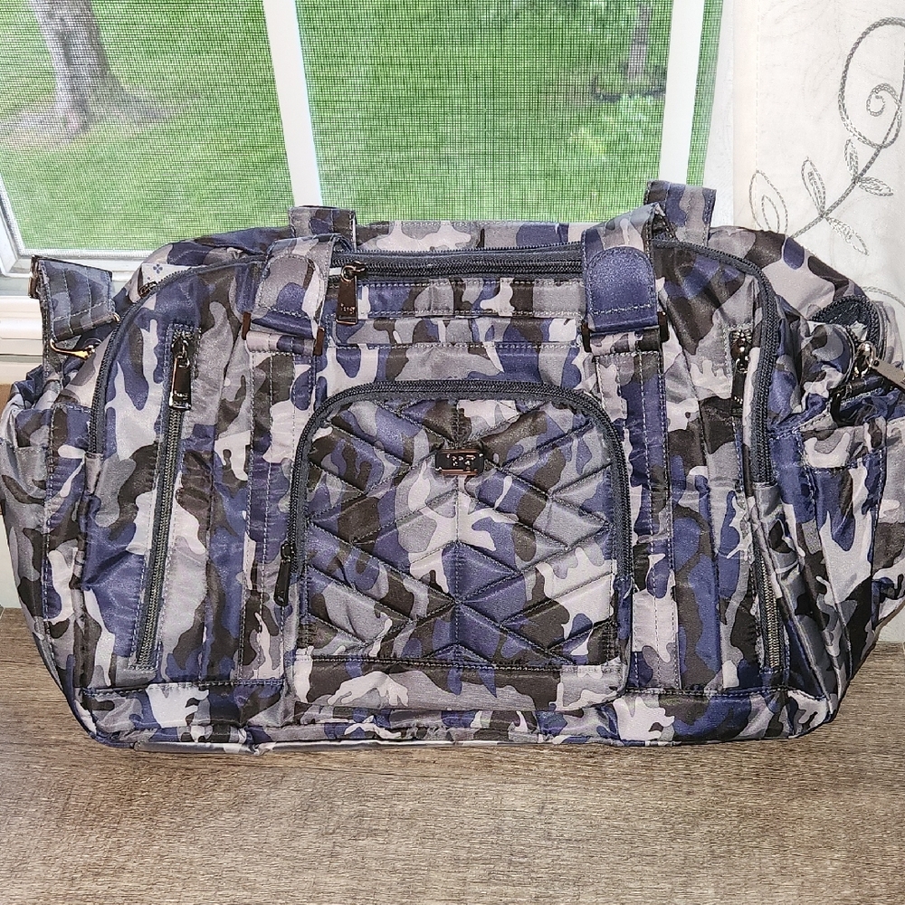 Lug Propeller Blue and Gray Camouflage Travel Bag